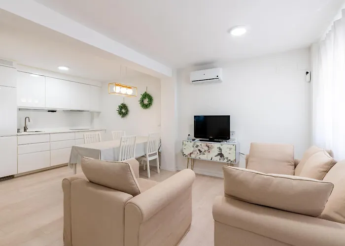 Whitey House In Triana