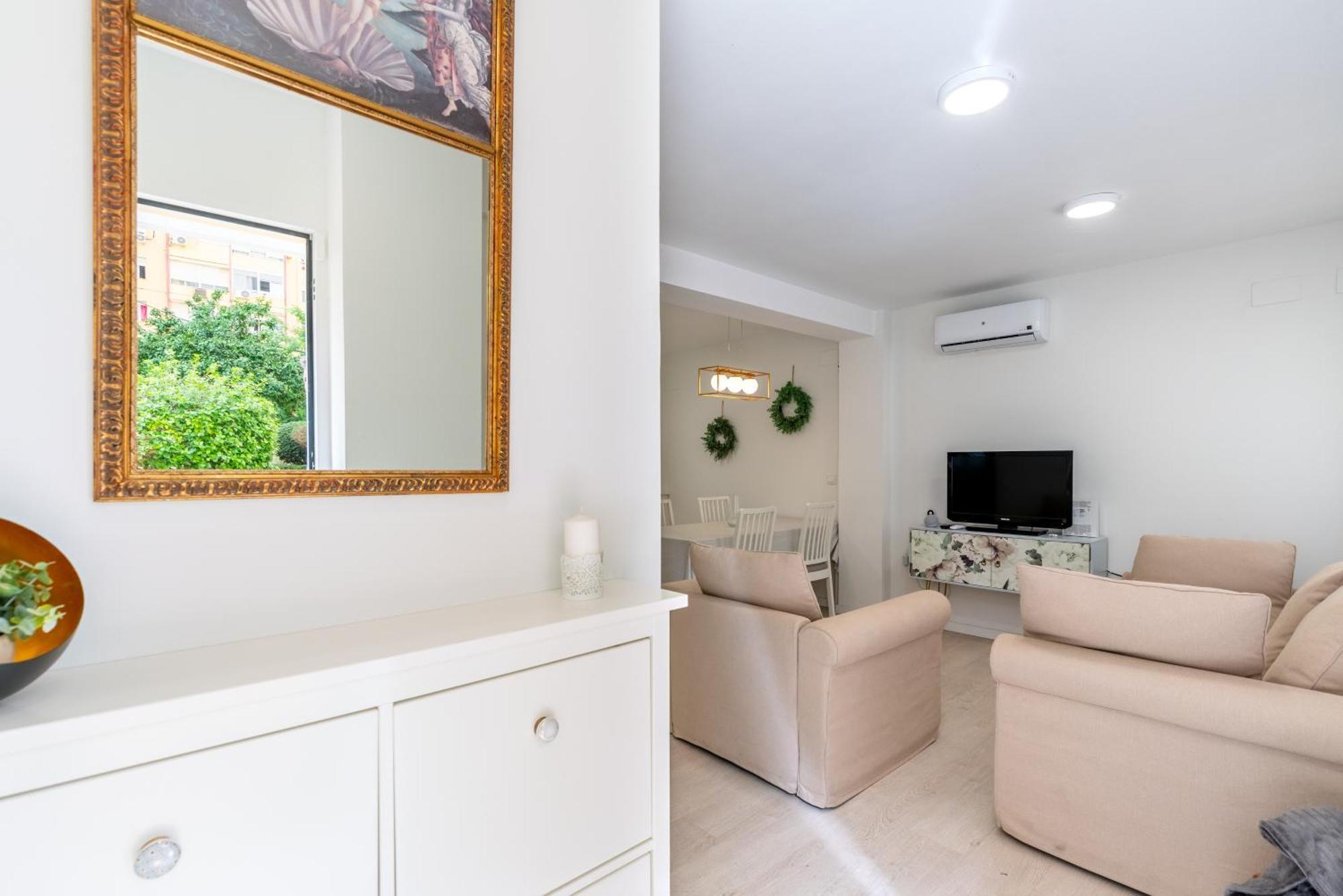 Whitey House In Triana *