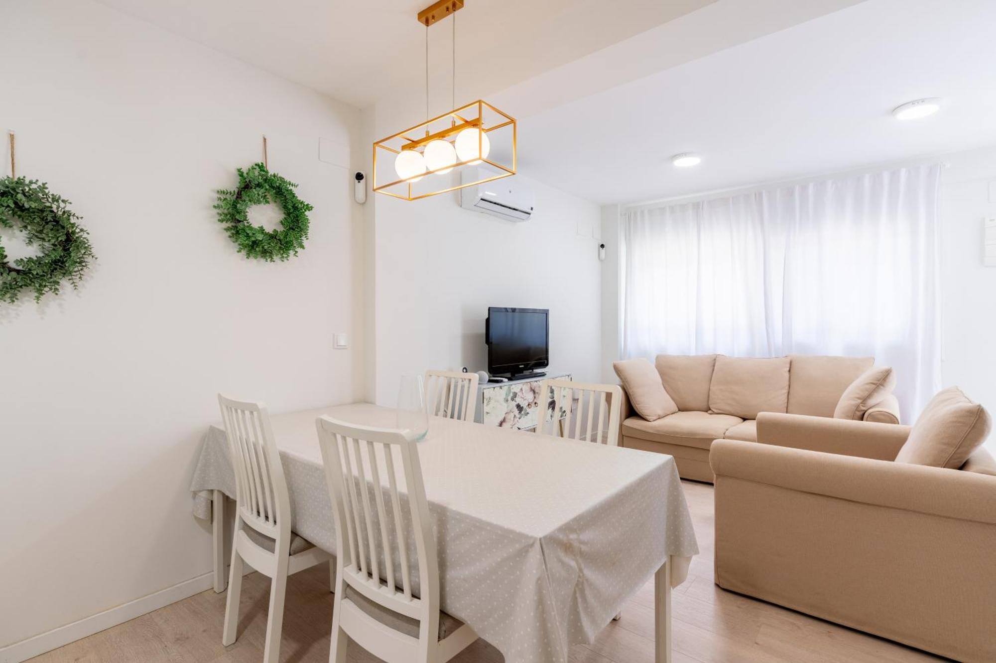 Whitey House In Triana *