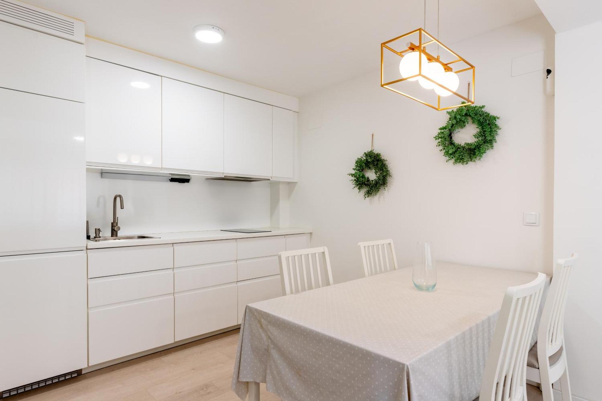 Whitey House In Triana
